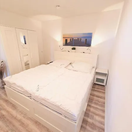 H01-009 * הייליגנהאפן